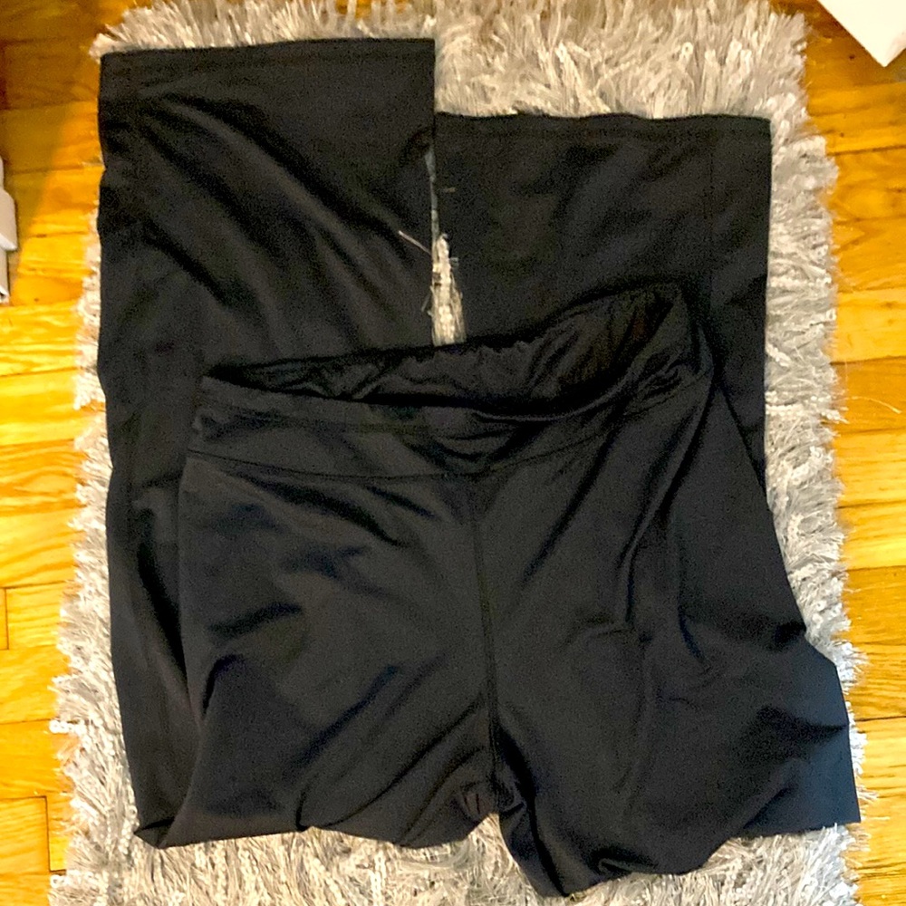 ]3 for $10 ❤️Charcoal Yoga pants